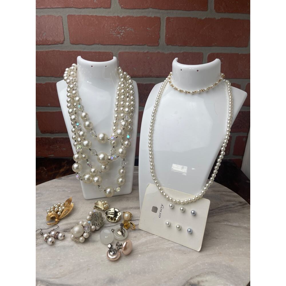 Vintage Faux Pearl Jewelry Lot Necklace Brooch Earrings Bracelet Gold Tone 13pc